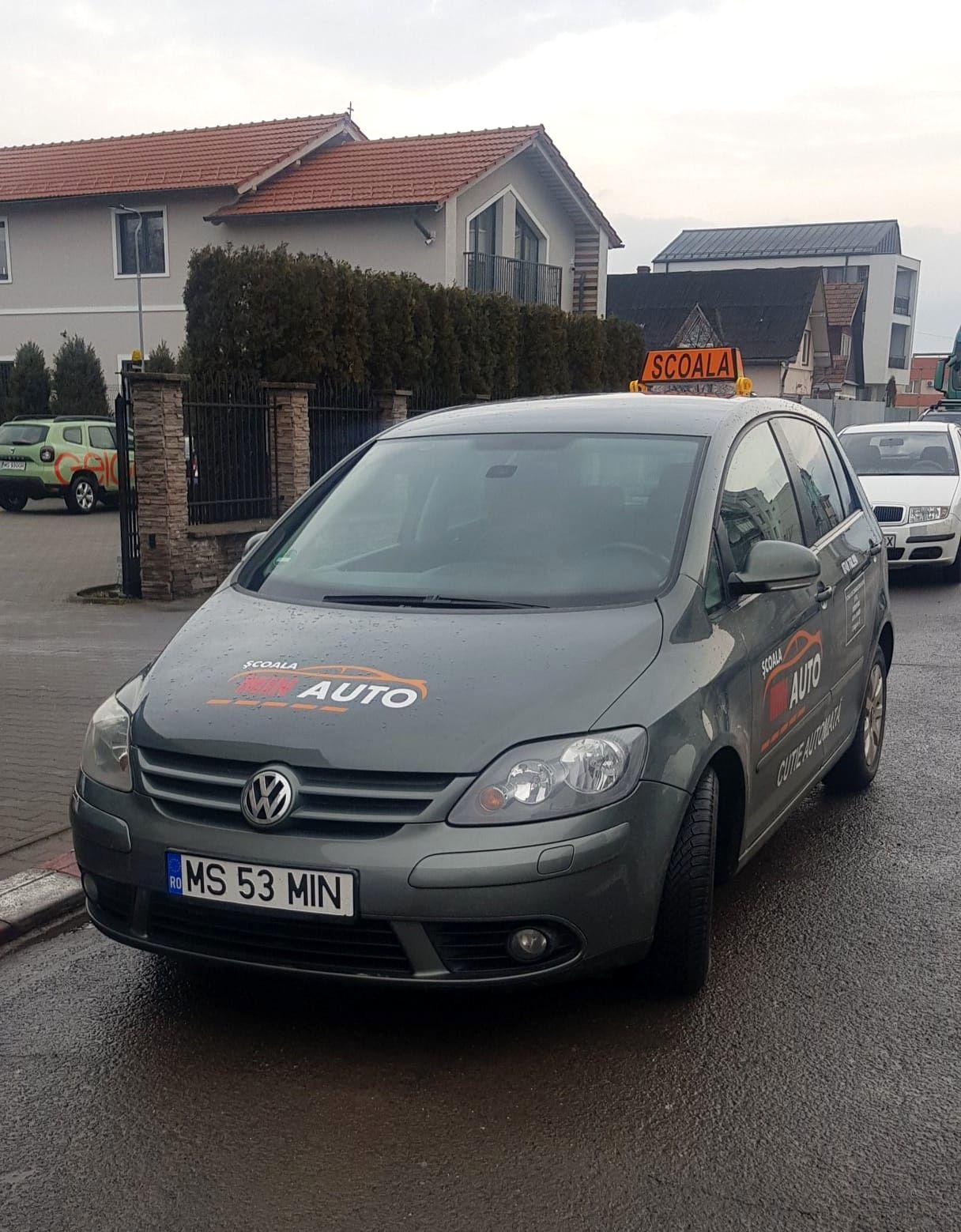 Golf Plus gri MIN Auto cu cutie automată, plăcuța MS 53 MIN
